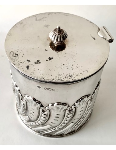 Antigua galletera de plata de ley inglesa en venta