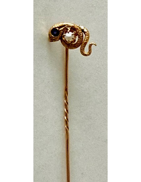 Antiguo Broche de oro de 18K con perla y zafiro en venta