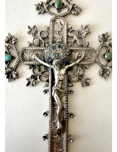 Grande crucifijo de plata de ley con turquesas de principios del siglo XX. 2