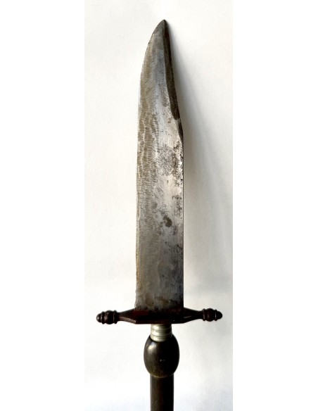 Antigua bayoneta de taco de colección de principios del siglo XIX en venta.