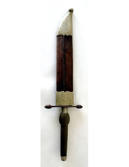 Antigua bayoneta de taco de colección de principios del siglo XIX en venta.