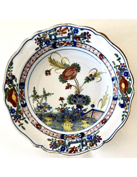 Plato de loza cerámica italiana de Faenza, Ferniani siglo XVIII en venta