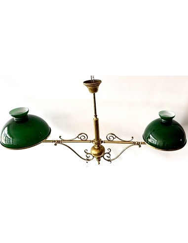 Original lampara de techo de época modernista tipo de billar de latón y opalinas.
