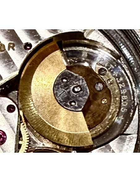 Reloj Universal Genève Polerouter automatico año 1960 funciona perfectamente.