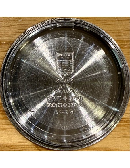 Reloj Universal Genève Polerouter automatico año 1960 funciona perfectamente.