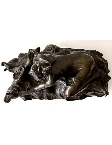 Charles Van Der Stappen, “Mujer entre olas”, bronce a cera perdida, 1890 circa.