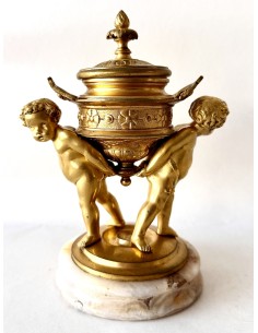 Antiguo tintero de bronce dorado del siglo XIX pieza de colección.
