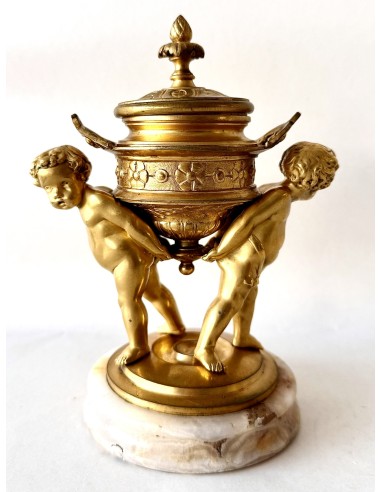 Antiguo tintero de bronce dorado del siglo XIX pieza de colección.