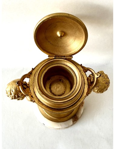 Antiguo tintero de bronce dorado del siglo XIX pieza de colección.