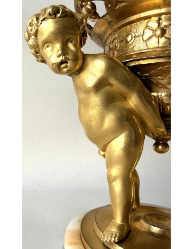 Antiguo tintero de bronce dorado del siglo XIX pieza de colección.