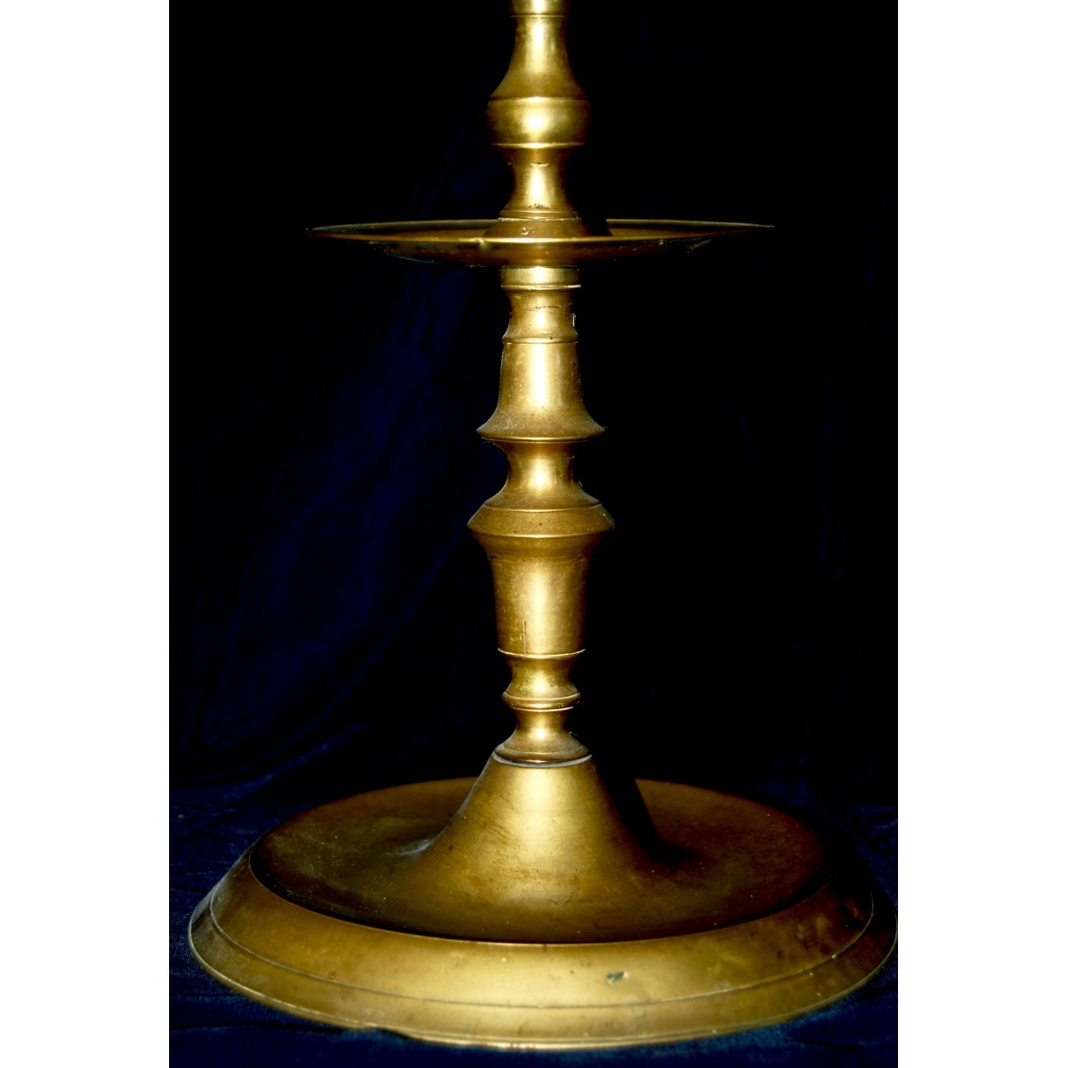 Lampara de aceite de bronce, siglo XIX.