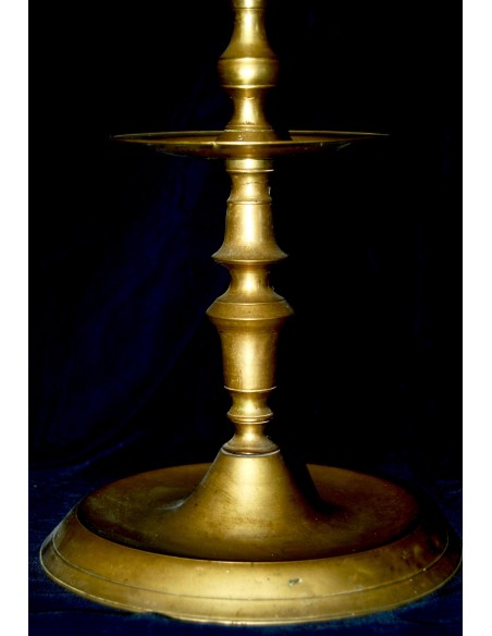 Lampara de aceite de bronce, siglo XIX.